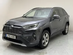 Mörkgrå Begagnad 2021 Toyota RAV4 Executive SUV | 299 800 kr