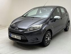 Grå Begagnad 2010 Ford Fiesta Trend | 42 000 kr