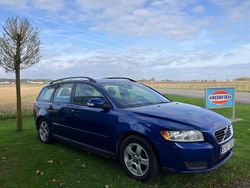 Blå Begagnad 2010 Volvo V50 Kinetic Kombi | 25 000 kr (Lite dyr)