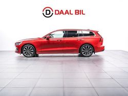 Röd Begagnad 2022 Volvo V60 Core Kombi | 339 700 kr (Marknadspris)