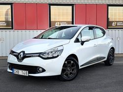 Vit Begagnad 2013 Renault Clio IV Halvkombi | 69 900 kr (Marknadspris)