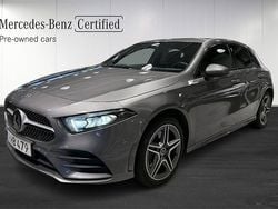 Mörkgrå (grey) Begagnad 2020 Mercedes A250 AMG line Halvkombi | 259 900 kr (Marknadspris)