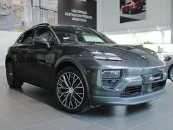 Grå Ny 2024 Porsche Macan SUV | 1 304 200 kr (Marknadspris)