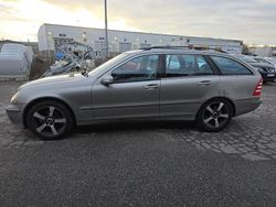 Silver Begagnad 2005 Mercedes C180 Avantgarde Kombi | 17 900 kr (Superpris)
