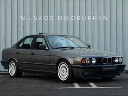 Mörkgrå Begagnad 1990 BMW M5 Shadowline Sedan | 449 900 kr