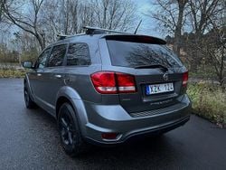 Grå Begagnad 2013 Fiat Freemont SUV | 69 900 kr (Superpris)