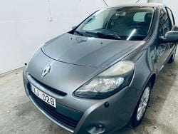 Grå Begagnad 2010 Renault Clio R.S. Halvkombi | 44 900 kr (Lite dyr)