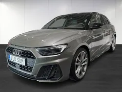 Grå Begagnad 2019 Audi A1 Sportback Ambiente Halvkombi | 219 000 kr