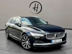 Svart Begagnad 2020 Volvo V90 SE Kombi | 289 900 kr (Marknadspris)