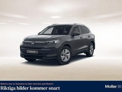 Mörkgrå (urano grey) Begagnad 2024 VW Tiguan Edition SUV | 359 900 kr (Lite dyr)