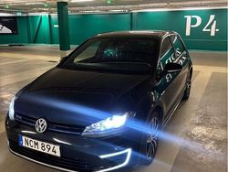 Svart Begagnad 2016 VW Golf VII GTE Halvkombi | 159 000 kr (Marknadspris)