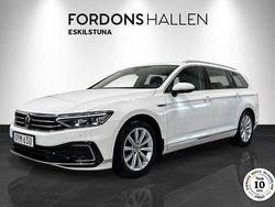 Vit Begagnad 2021 VW Passat GTE Kombi | 259 900 kr (Marknadspris)