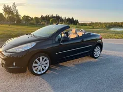 Svart Begagnad 2011 Peugeot 207 CC Cab | 45 000 kr (Bra pris)