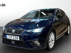 Mörkblå Begagnad 2021 Seat Ibiza FR Halvkombi | 184 900 kr (Marknadspris)