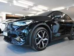 Svart Begagnad 2023 VW ID.5 GTX SUV | 570 675 kr (Dyr)