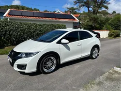 Vit Begagnad 2015 Honda Civic Sport Halvkombi | 135 000 kr (Marknadspris)