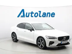 Vit Begagnad 2022 Volvo S60 Plus Sedan | 389 900 kr (Marknadspris)