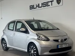 Silver Begagnad 2008 Toyota Aygo Halvkombi | 14 900 kr (Bra pris)