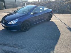 Blå Begagnad 2005 Peugeot 307 CC Cab | 24 900 kr (Superpris)