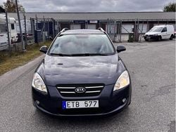 Grå Begagnad 2008 Kia Ceed Sportswagon 4 Kombi | 30 000 kr (Marknadspris)