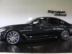 Svart (svart sapphire metallic ) Begagnad 2017 BMW M550 Shadowline Sedan | 399 900 kr (Marknadspris)