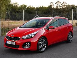 Röd Begagnad 2016 Kia Ceed Sportswagon GT-Line Kombi | 94 900 kr (Marknadspris)