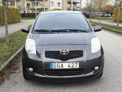 Grå Begagnad 2008 Toyota Yaris Halvkombi | 26 500 kr (Bra pris)