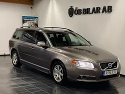 Grå Begagnad 2011 Volvo V70 R-Design Kombi | 109 900 kr (Lite dyr)