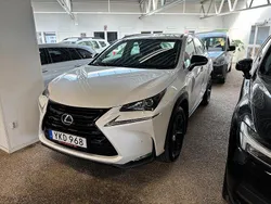 Vit Begagnad 2016 Lexus NX300h Sport Line SUV | 240 000 kr (Marknadspris)
