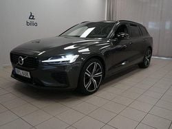 Mörkgrå (grå) Begagnad 2021 Volvo V60 R-Design Kombi | 449 900 kr (Dyr)