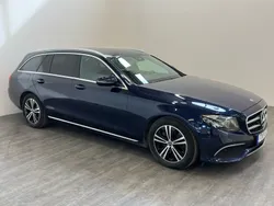 Mörkblå Begagnad 2019 Mercedes E220 Avantgarde Kombi | 275 000 kr (Superpris)