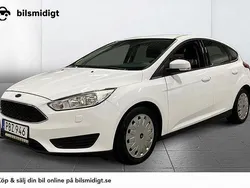 Vit Begagnad 2017 Ford Focus Halvkombi | 104 900 kr (Lite dyr)