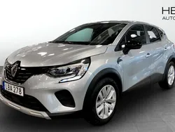 Grå (silver) Begagnad 2022 Renault Captur Zen SUV | 239 900 kr (Marknadspris)