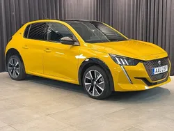 Gul Begagnad 2021 Peugeot e-208 Allure Halvkombi | 198 800 kr (Lite dyr)