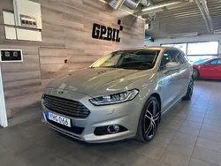 Grå Begagnad 2016 Ford Mondeo Titanium Kombi | 149 900 kr (Marknadspris)