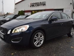 Blå Begagnad 2010 Volvo S60 Summum Sedan | 139 900 kr (Marknadspris)