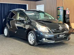 Svart Begagnad 2012 Toyota Verso Minibuss | 79 900 kr (Marknadspris)