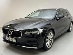 Svart Begagnad 2018 Volvo V90 Momentum Kombi | 159 000 kr (Bra pris)