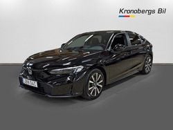 Crystal black pearl Begagnad 2024 Honda Civic Elegance Halvkombi | 358 800 kr (Lite dyr)