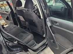 Svart Begagnad 2012 VW Tiguan Sportline SUV | 99 000 kr (Marknadspris)