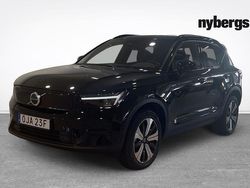 Svart Begagnad 2023 Volvo XC40 Core SUV | 359 000 kr