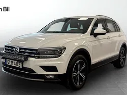 Vit Begagnad 2018 VW Tiguan Highline SUV | 259 900 kr (Marknadspris)