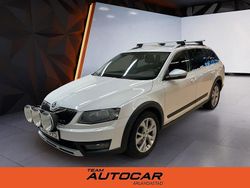 Vit Begagnad 2016 Skoda Octavia Scout Kombi | 99 900 kr (Dyr)