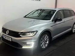 Silver Begagnad 2016 VW Passat GTE Kombi | 179 400 kr (Dyr)
