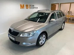 Ljusbrun Begagnad 2010 Skoda Octavia Elegance Kombi | 39 900 kr (Bra pris)