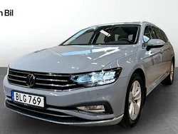 Grå Begagnad 2023 VW Passat Elegance Kombi | 359 900 kr (Marknadspris)