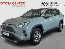 Grön Begagnad 2022 Toyota RAV4 Hybrid Comfort SUV | 358 500 kr (Bra pris)