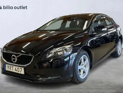 Svart Begagnad 2017 Volvo V40 Kinetic Kombi | 164 900 kr (Marknadspris)