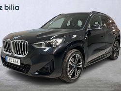 Svart (safirsvart metallic) Begagnad 2024 BMW X1 Efficient Dynamics SUV | 558 000 kr (Dyr)