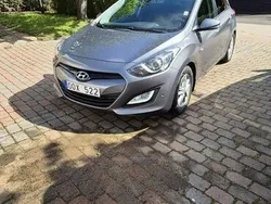 Grå Begagnad 2014 Hyundai i30 Premium Halvkombi | 84 000 kr (Marknadspris)